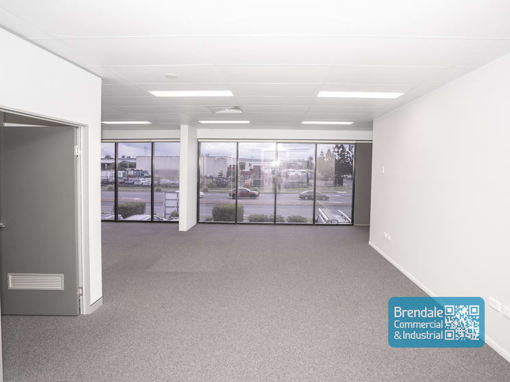 Unit 5/259 Leitchs Rd Brendale QLD 4500 - Image 3