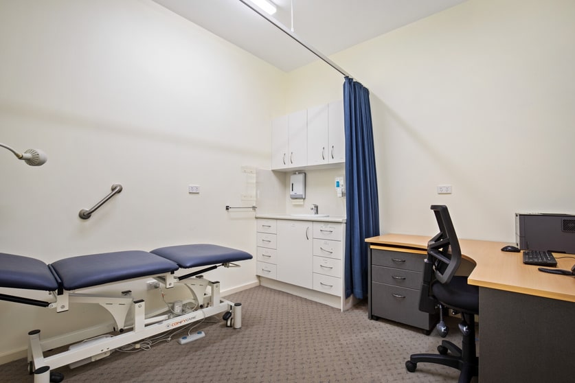 Click to view all images Suite 5, 154 Park Avenue Kotara NSW 2289 - Image 3
