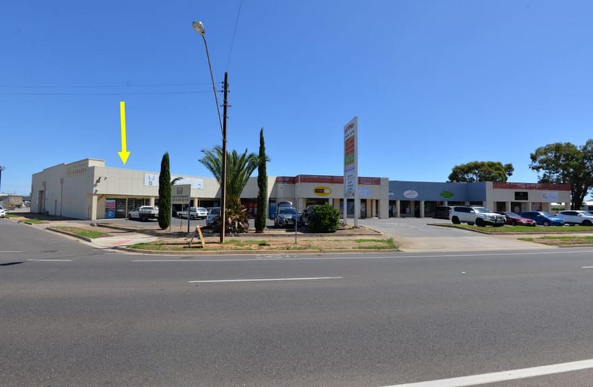 Click to view all images 1064 Old Port Road Albert Park SA 5014 - Image 1