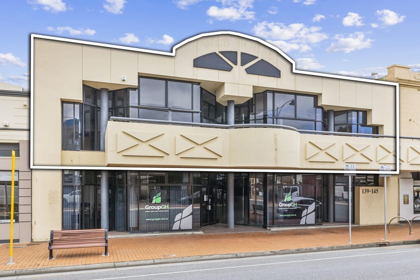 Click to view all images 139-145 St Vincent Street Port Adelaide SA 5015 - Image 1