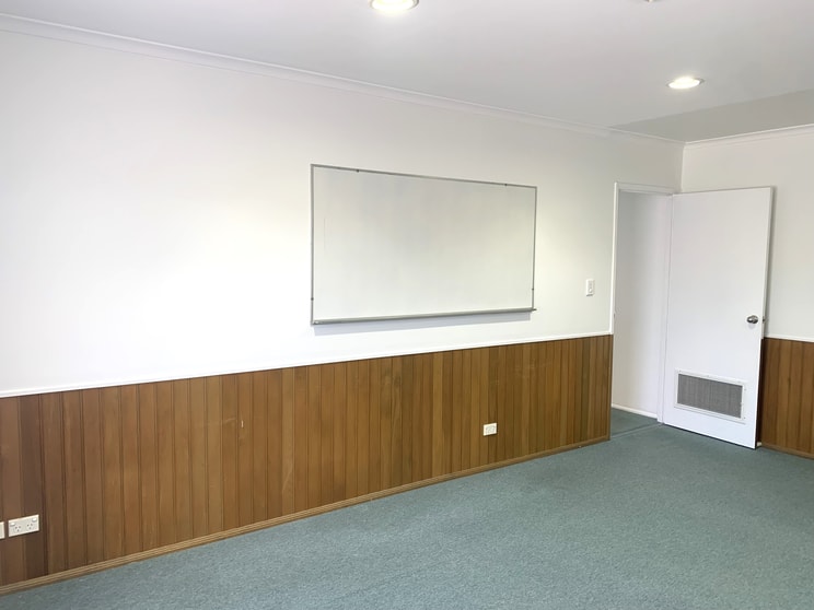 Click to view all images 2/44 Greenway Drive Tweed Heads South NSW 2486 - Image 2
