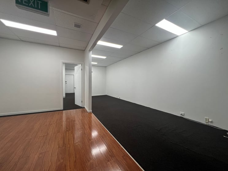 Click to view all images 1st Floor/170 Queen St Campbelltown NSW 2560 - Image 2