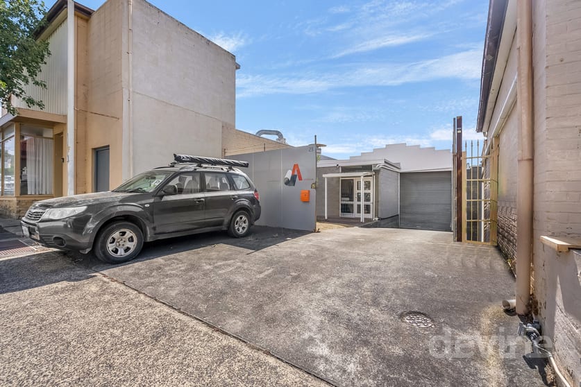 Click to view all images 23 Wellington Street North Hobart TAS 7000 - Image 1