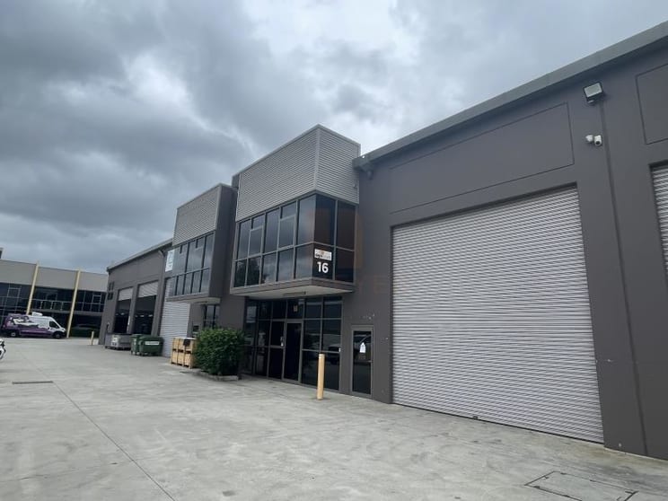 Click to view all images Unit 16/16 Bernera Road Prestons NSW 2170 - Image 3