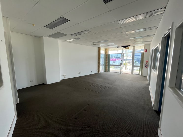 Click to view all images 9/69 Wharf Street Tweed Heads NSW 2485 - Image 1