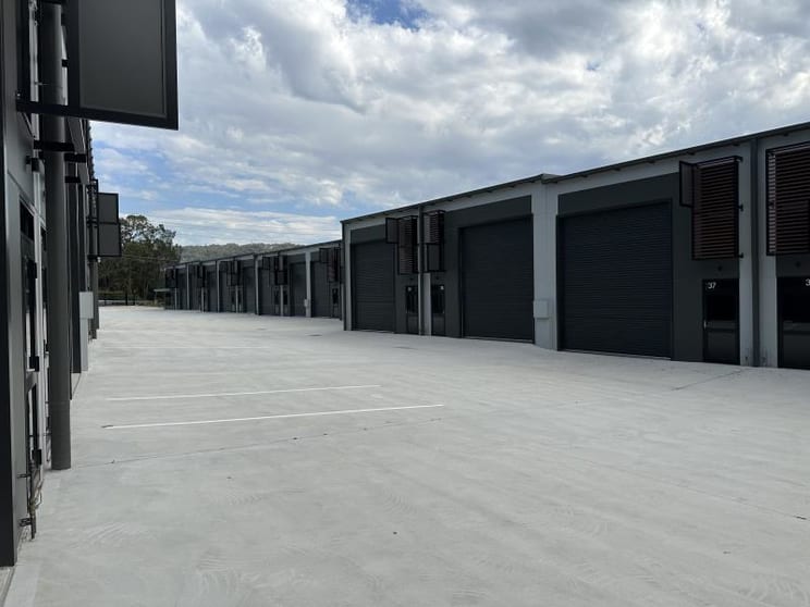 Click to view all images Unit 6-38/9 Blackett Street West Gosford NSW 2250 - Image 3