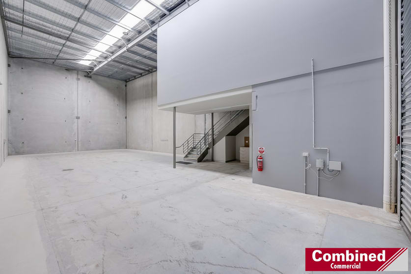 Click to view all images 20/55 Anderson Road Smeaton Grange NSW 2567 - Image 2
