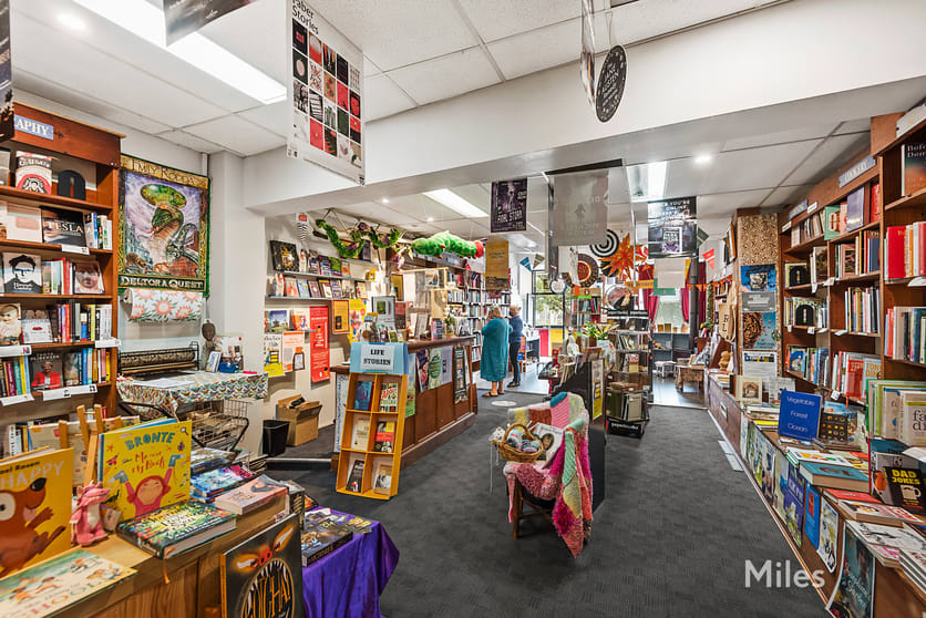 Click to view all images 970 Main Road Eltham VIC 3095 - Image 3