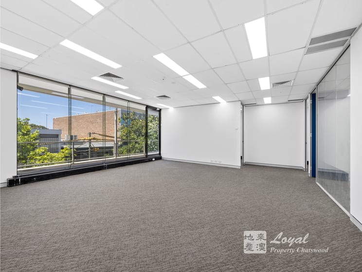 Click to view all images Level 2/70-76 Alexander Street Crows Nest NSW 2065 - Image 3