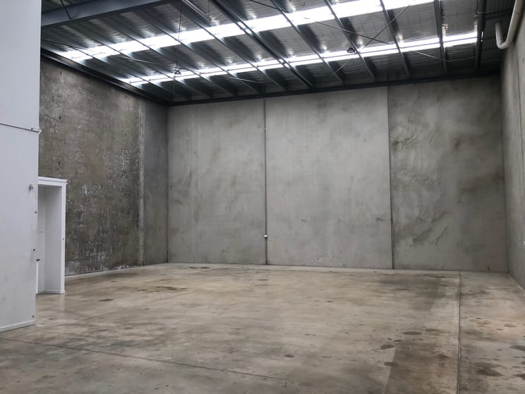 Click to view all images 4B Burnett Street Somerton VIC 3062 - Image 3