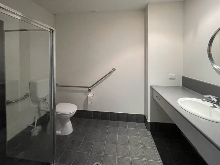 Click to view all images 4/59 Centennial Circuit Byron Bay NSW 2481 - Image 2