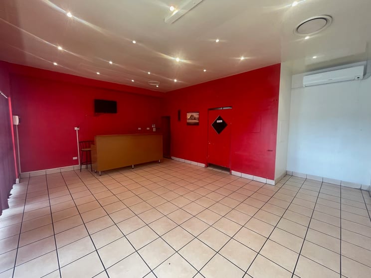Shop 18/1-5 Sarah St (55 Haig St) Loganlea QLD 4131 - Image 3