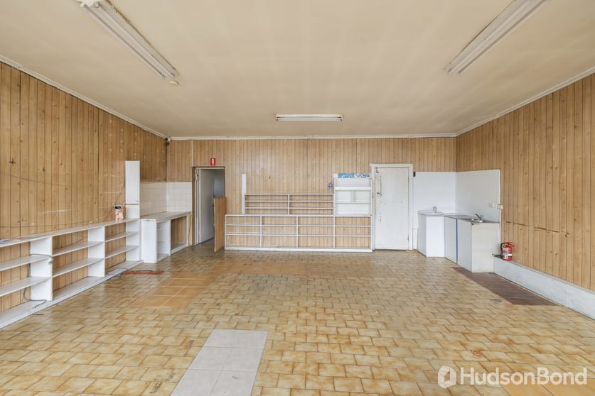 Click to view all images 289 Springfield Road Nunawading VIC 3131 - Image 3