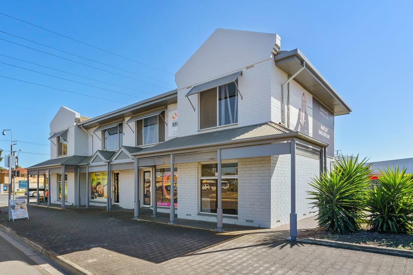 Click to view all images 1/80 West Lakes Boulevard Seaton SA 5023 - Image 1
