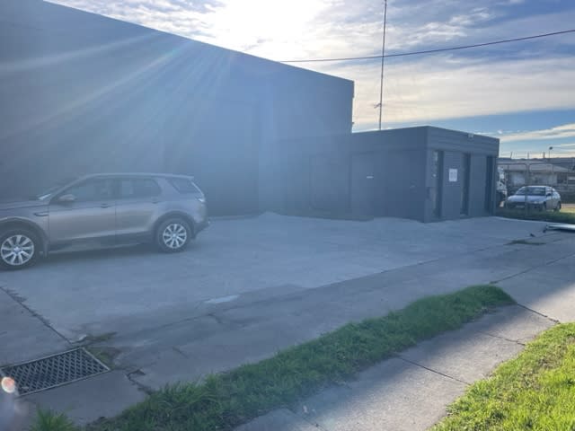Click to view all images 135 Greens Road Dandenong VIC 3175 - Image 2