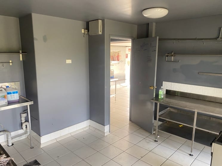 16 Millaroo Drive Helensvale QLD 4212 - Image 3