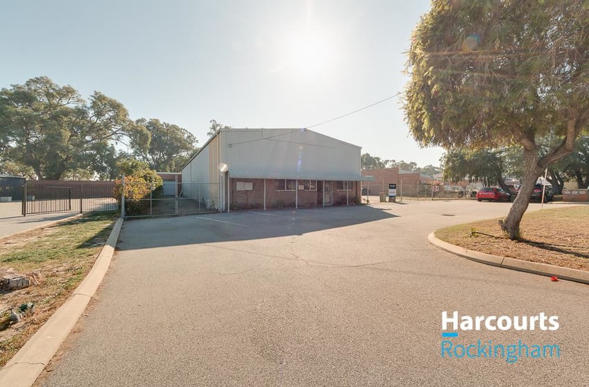 Click to view all images 23 Cort Way Rockingham WA 6168 - Image 2