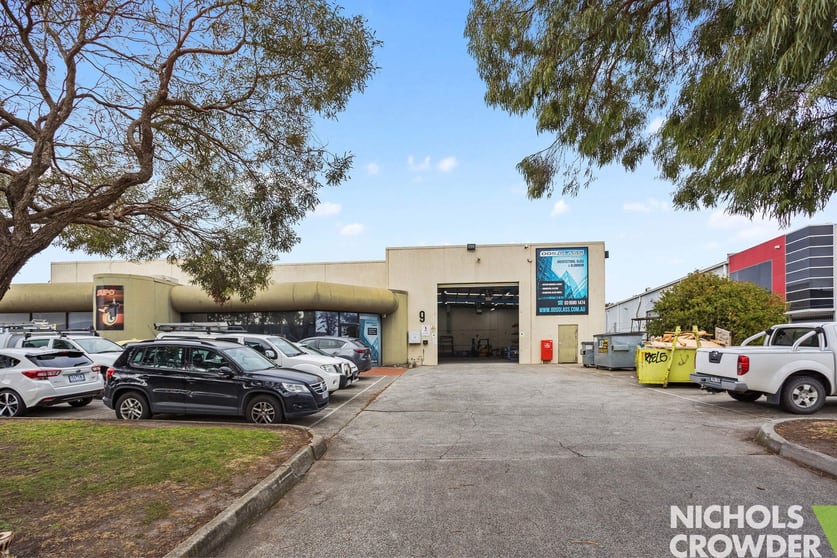 Click to view all images 9/22-24 Bond Street Mordialloc VIC 3195 - Image 2