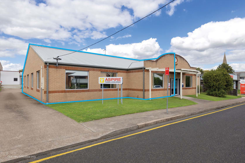 Click to view all images Unit 1, 33 St Andrews Street Maitland NSW 2320 - Image 1