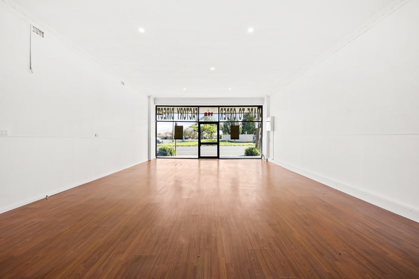 Click to view all images 198 Huntingdale Road Oakleigh East VIC 3166 - Image 2
