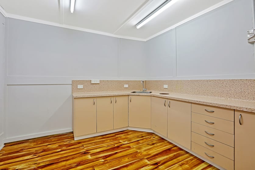 Click to view all images 12B/18 Chrome Street Salisbury QLD 4107 - Image 3