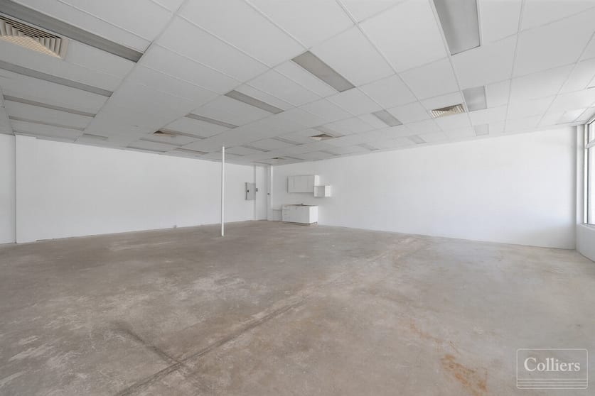 Click to view all images 596 Bayswater Road Mount Louisa QLD 4814 - Image 3