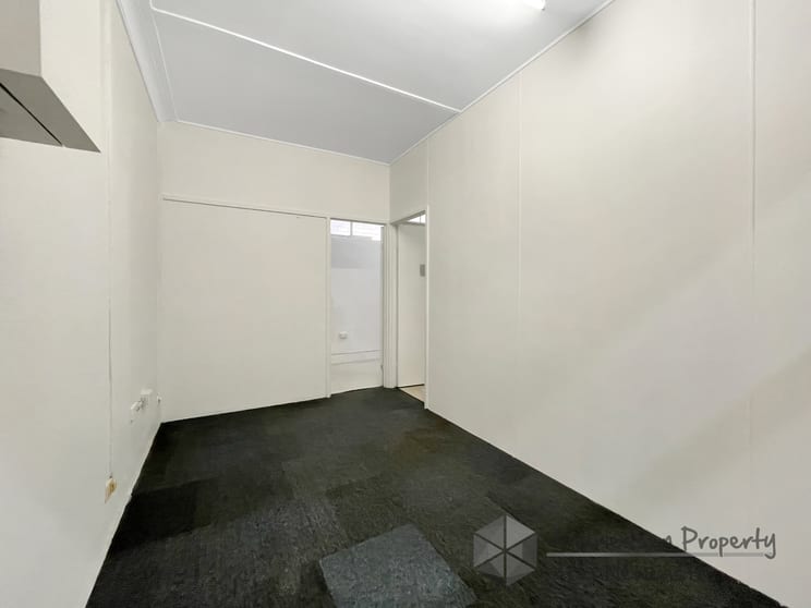 Click to view all images 5/300 Main Road Cardiff NSW 2285 - Image 2