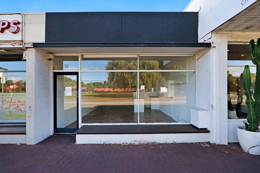 Click to view all images 52 Grantham Street Wembley WA 6014 - Image 2