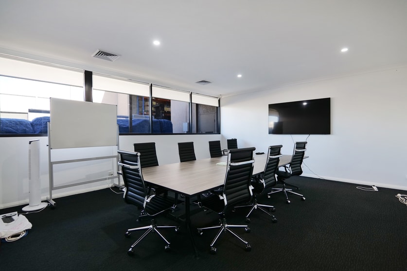 Click to view all images 11 Cowcher Place Belmont WA 6104 - Image 3