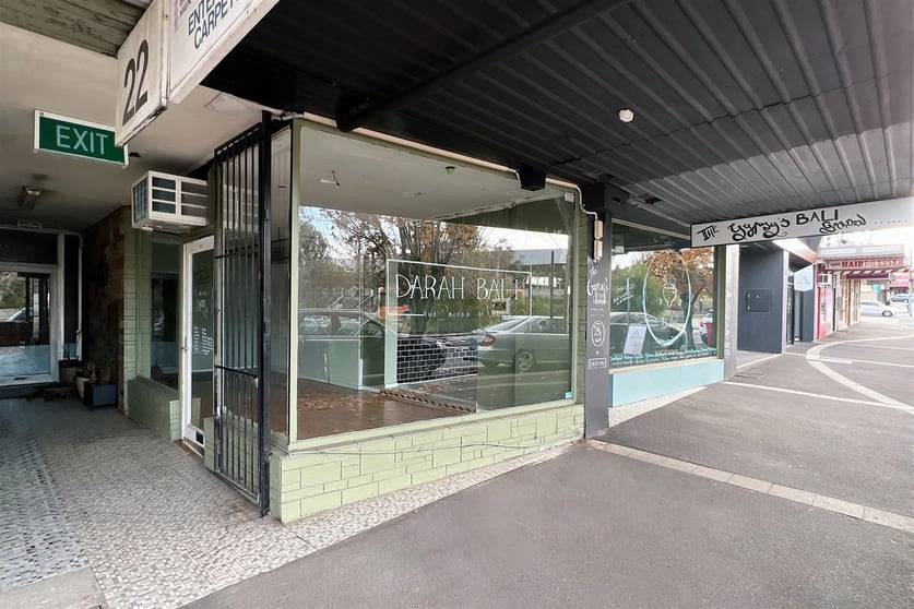 Click to view all images 1, 2 & 3/22 Station Street Bayswater VIC 3153 - Image 3