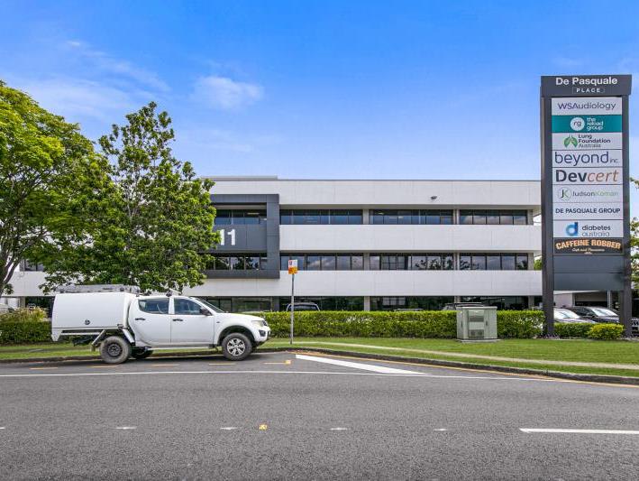 11 Finchley Street Milton QLD 4064 - Image 2