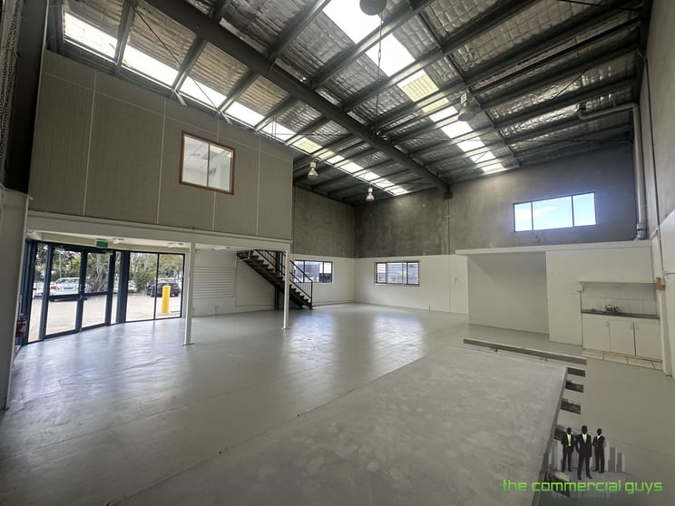 Click to view all images 1/18-20 Cessna Dr Caboolture QLD 4510 - Image 3