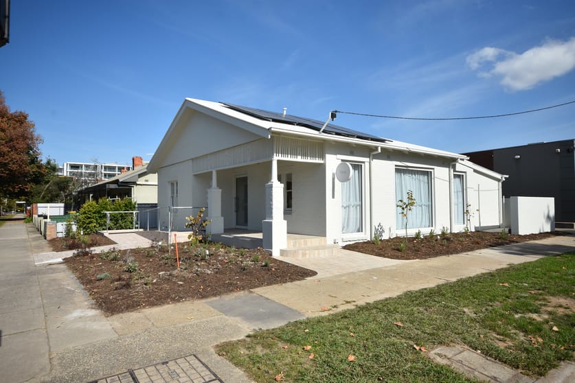 Click to view all images 3/459 David Street Albury NSW 2640 - Image 3