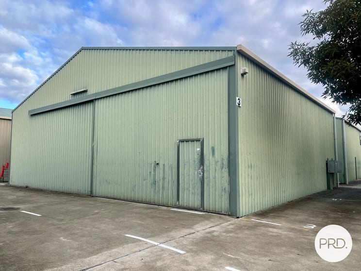 Click to view all images 3/986 Carcoola Street North Albury NSW 2640 - Image 2