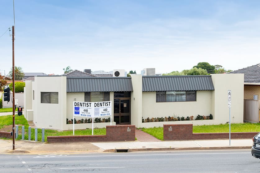 Click to view all images 440 Tapleys Hill Road Fulham Gardens SA 5024 - Image 1