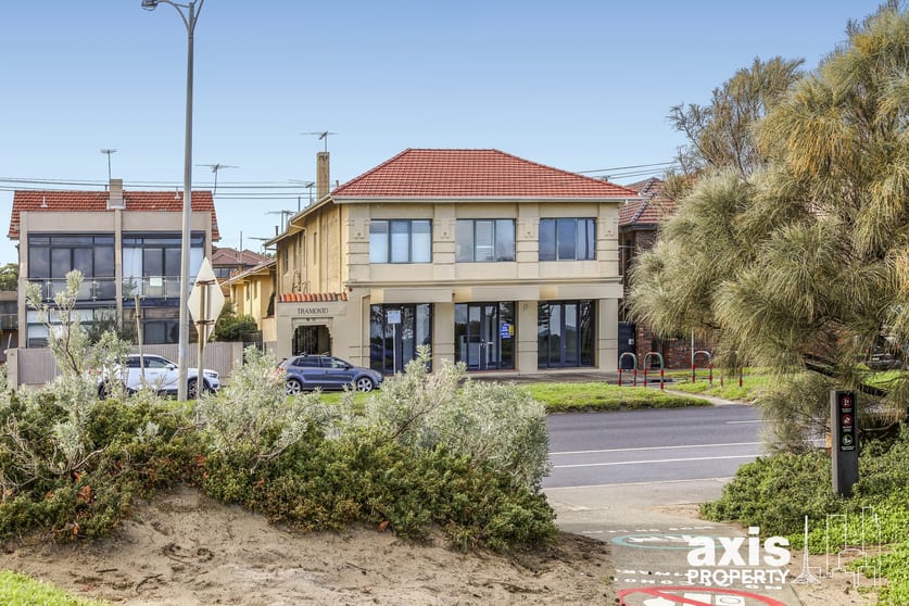 Click to view all images 16-17 Marine Parade St Kilda VIC 3182 - Image 2