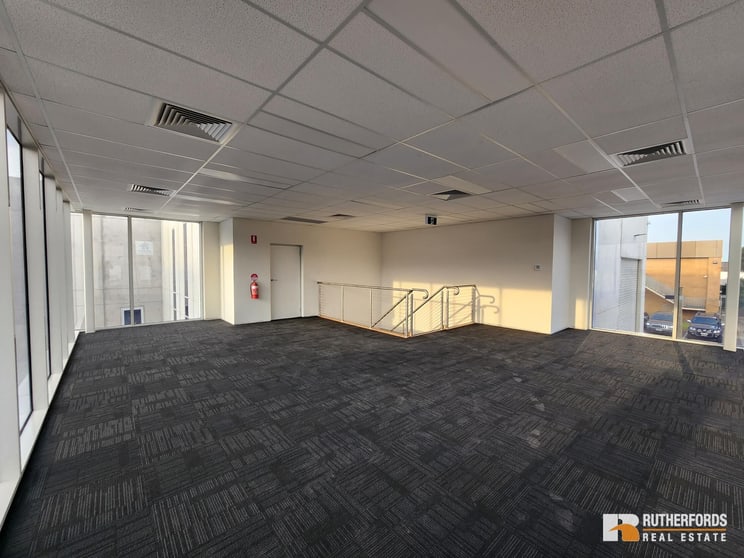 Click to view all images 8 Wall Street Thomastown VIC 3074 - Image 3