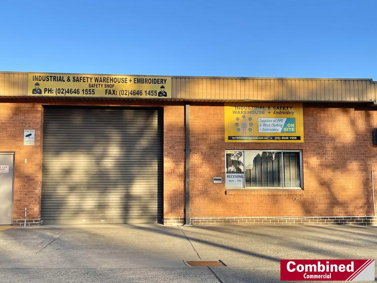 Click to view all images 2/26 Graham Hill Road Narellan NSW 2567 - Image 1