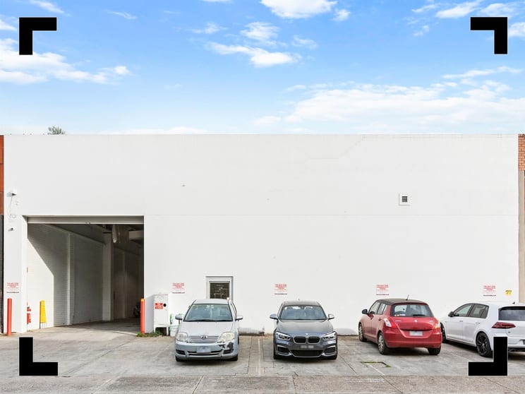 Click to view all images 128 Dover Street Cremorne VIC 3121 - Image 1