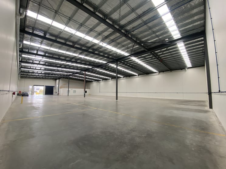 Click to view all images 45 Ricky Way Epping VIC 3076 - Image 3