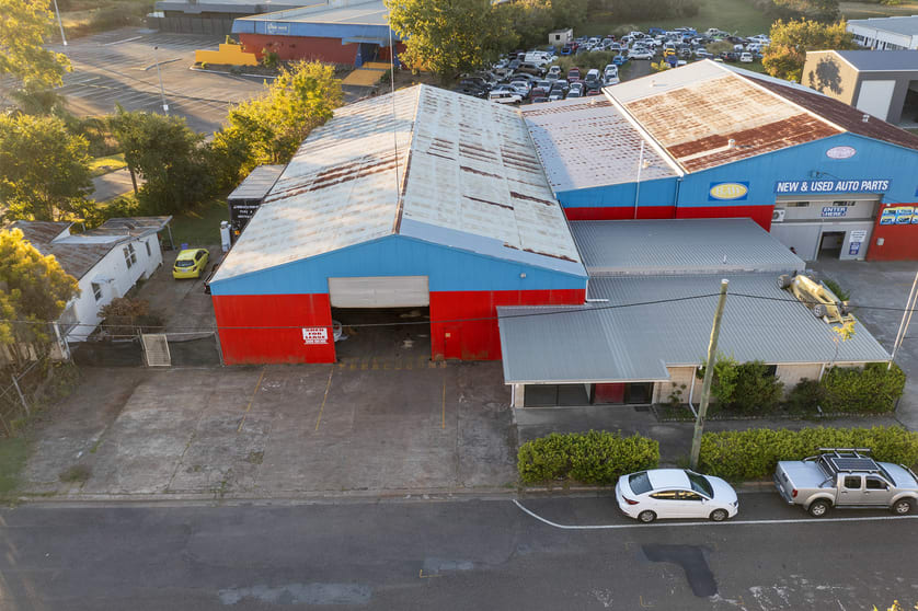 Click to view all images 9 Agnes Street Bundamba QLD 4304 - Image 1