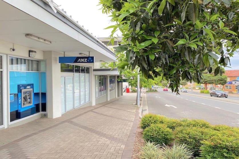 Click to view all images 2/113 Princes Highway Ulladulla NSW 2539 - Image 1