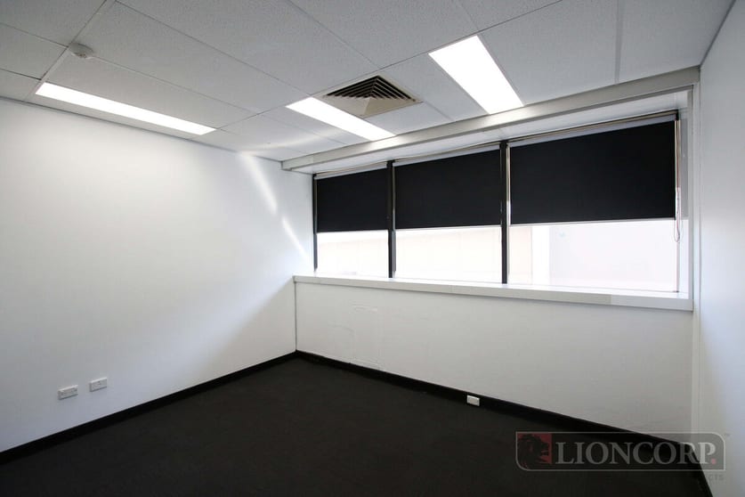Upper Mount Gravatt QLD 4122 - Image 1