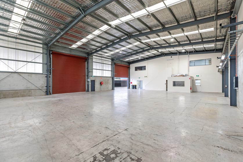 Click to view all images 10 Phillips Drive Kangaroo Flat VIC 3555 - Image 2