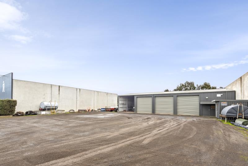 Click to view all images 20 Capital Drive/20 Capital Drive Grovedale VIC 3216 - Image 1