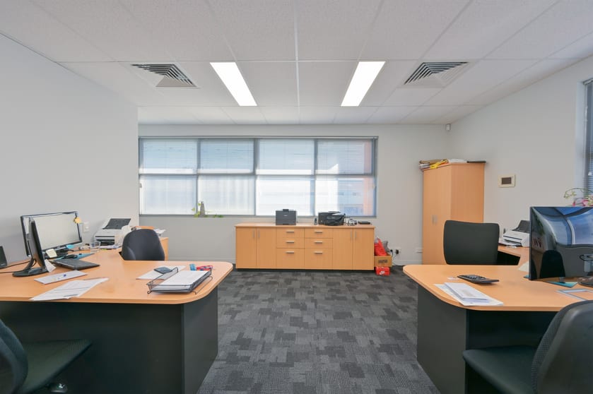 Click to view all images 19/11 Sainsbury Road O'connor WA 6163 - Image 3