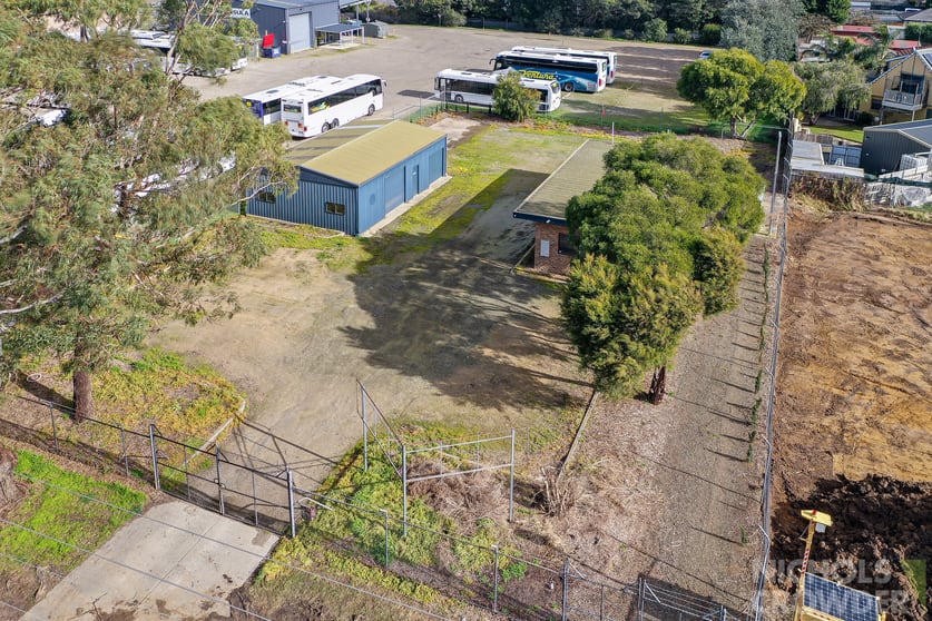 Click to view all images 2132 Frankston-Flinders Road Hastings VIC 3915 - Image 2