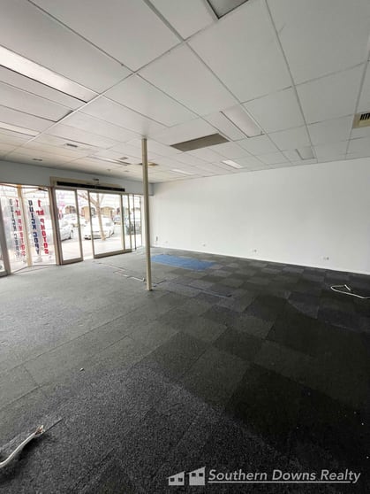 Click to view all images 91 Palmerin Street Warwick QLD 4370 - Image 2