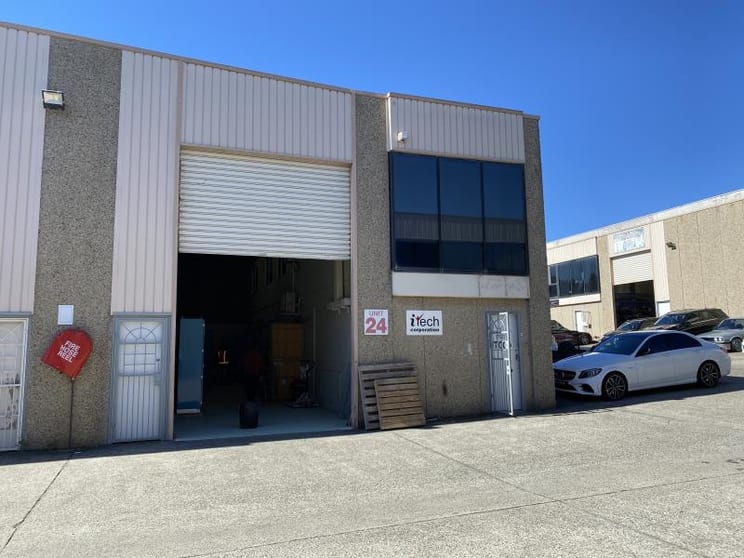 Click to view all images Unit 24/27-31 Wentworth St Greenacre NSW 2190 - Image 1