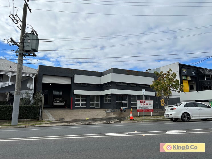 Click to view all images West End QLD 4101 - Image 1